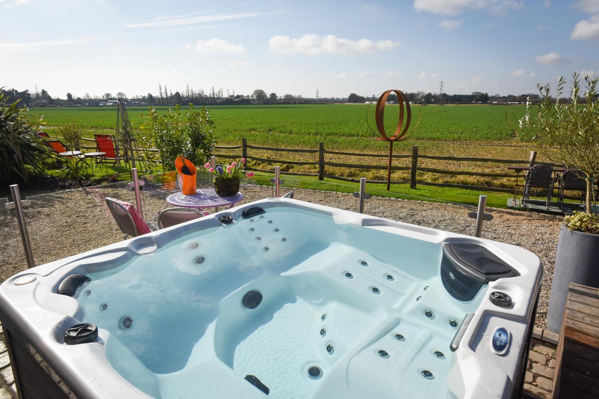 Air Maison - The Cow Shed Wow Factor Countryside Retreat Westbourne  Eksteriør billede