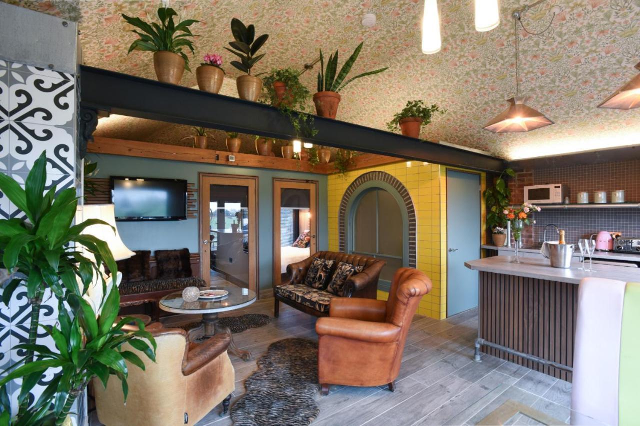 Air Maison - The Cow Shed Wow Factor Countryside Retreat Westbourne  Eksteriør billede