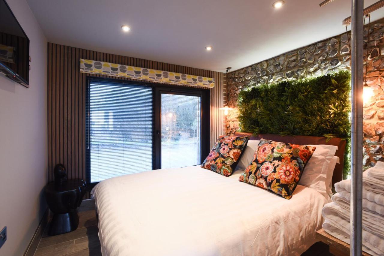 Air Maison - The Cow Shed Wow Factor Countryside Retreat Westbourne  Eksteriør billede